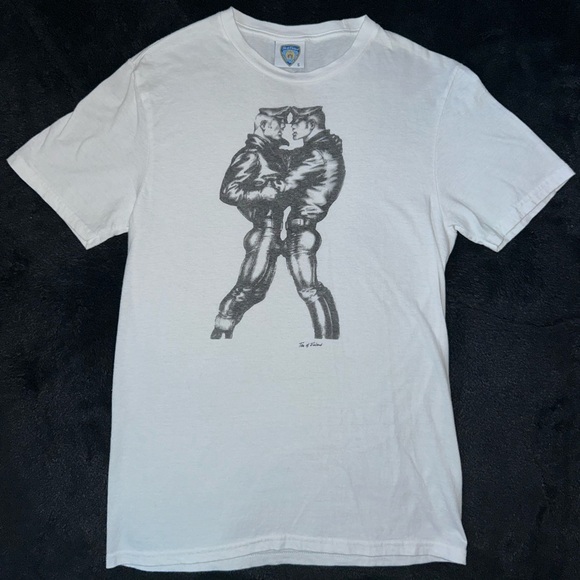 -Vintage 90s Tom Of Finland LGBTQ Gay BDSM Art Tee
-Size Small - Picture 1 of 6